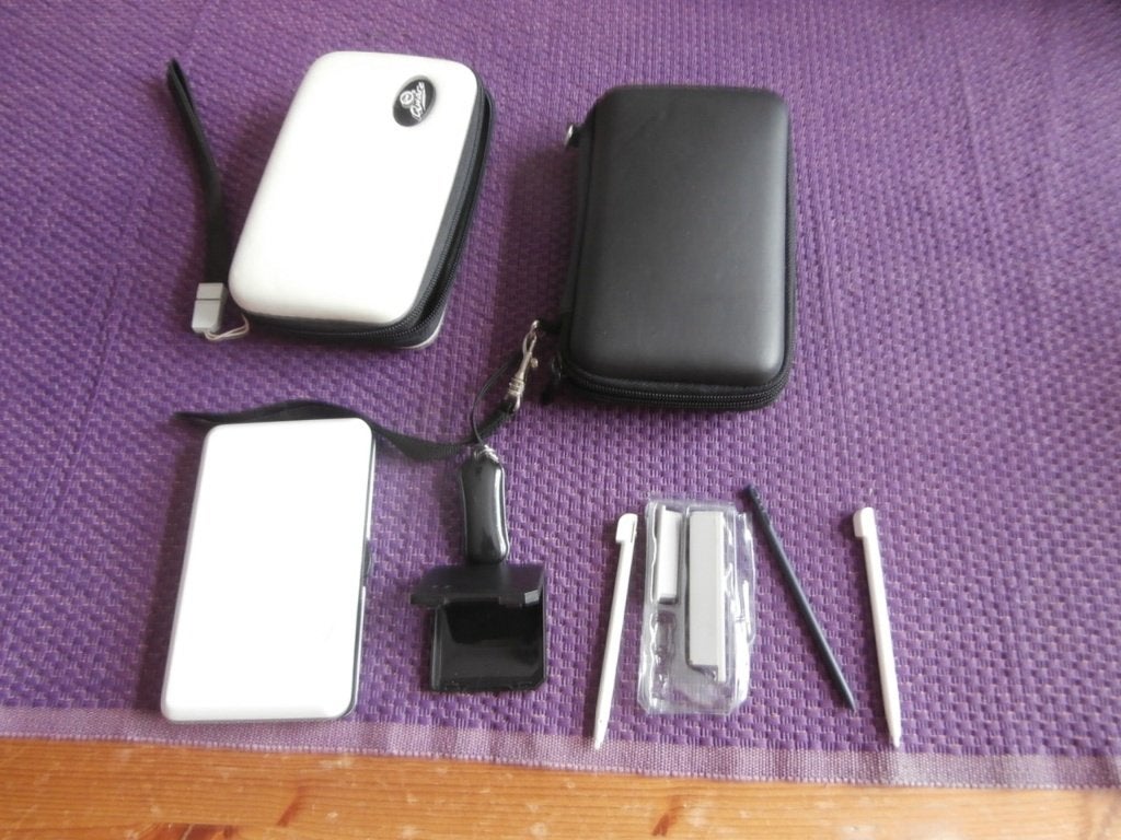 Nintendo DS hoes wit zwart spellen doos handige accessoires, Spelcomputers en Games, Wit, DS Original of Phat, Ophalen of Verzenden