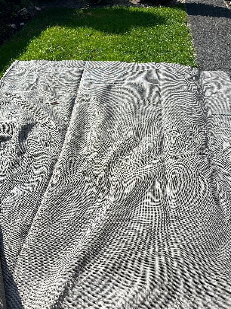 Tent tapijt, Ophalen, Zo goed als nieuw