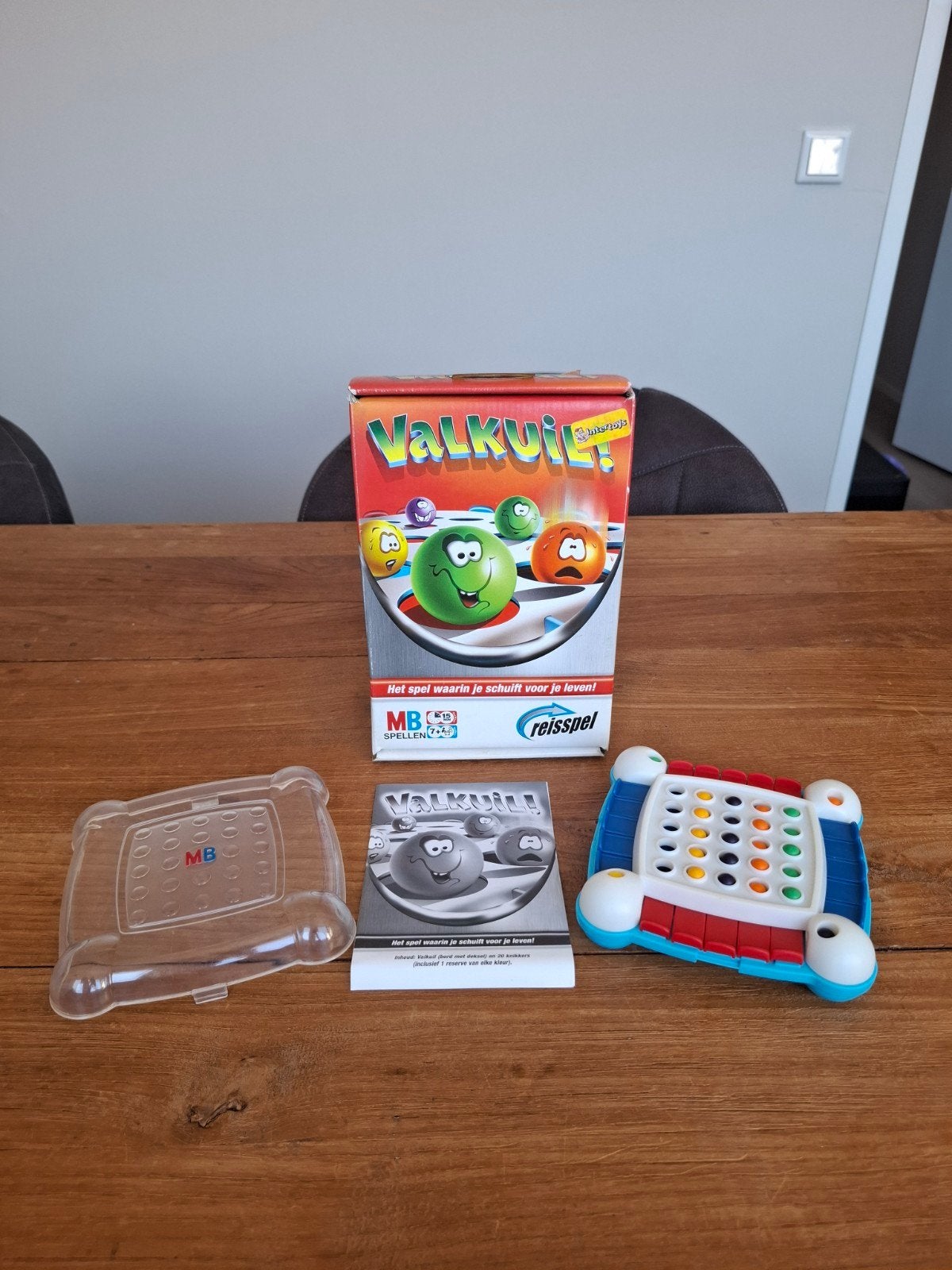 Valkuil! Reisspel - MB Spellen, Hobby en Vrije tijd, Gezelschapsspellen | Bordspellen, MB Spellen, Ophalen of Verzenden, Zo goed als nieuw