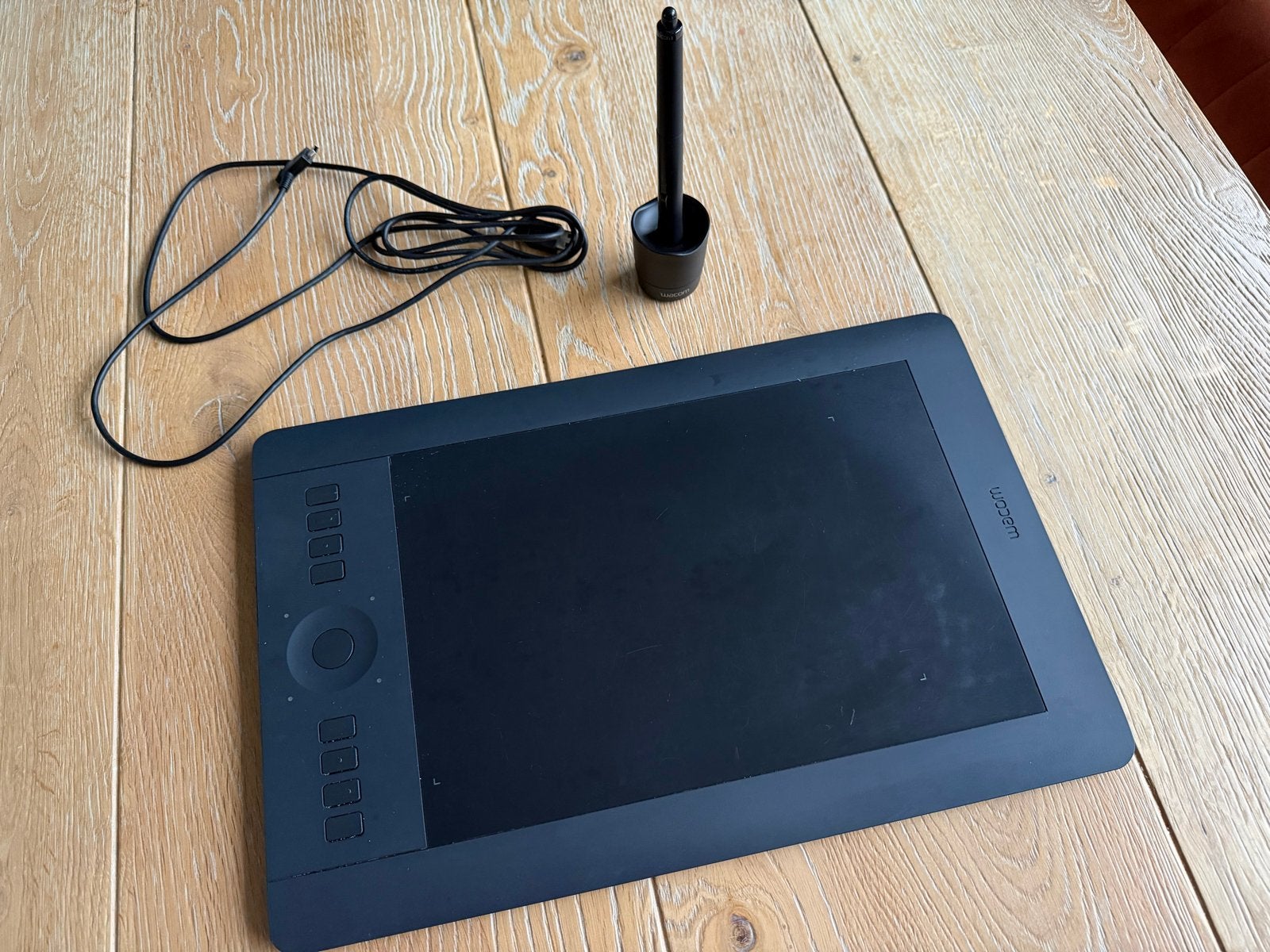 Wacom Intuos Pro PTH-651 Medium Tekentablet, Computers en Software, Ophalen, Multi-touch, Gebruikt, Bedraad