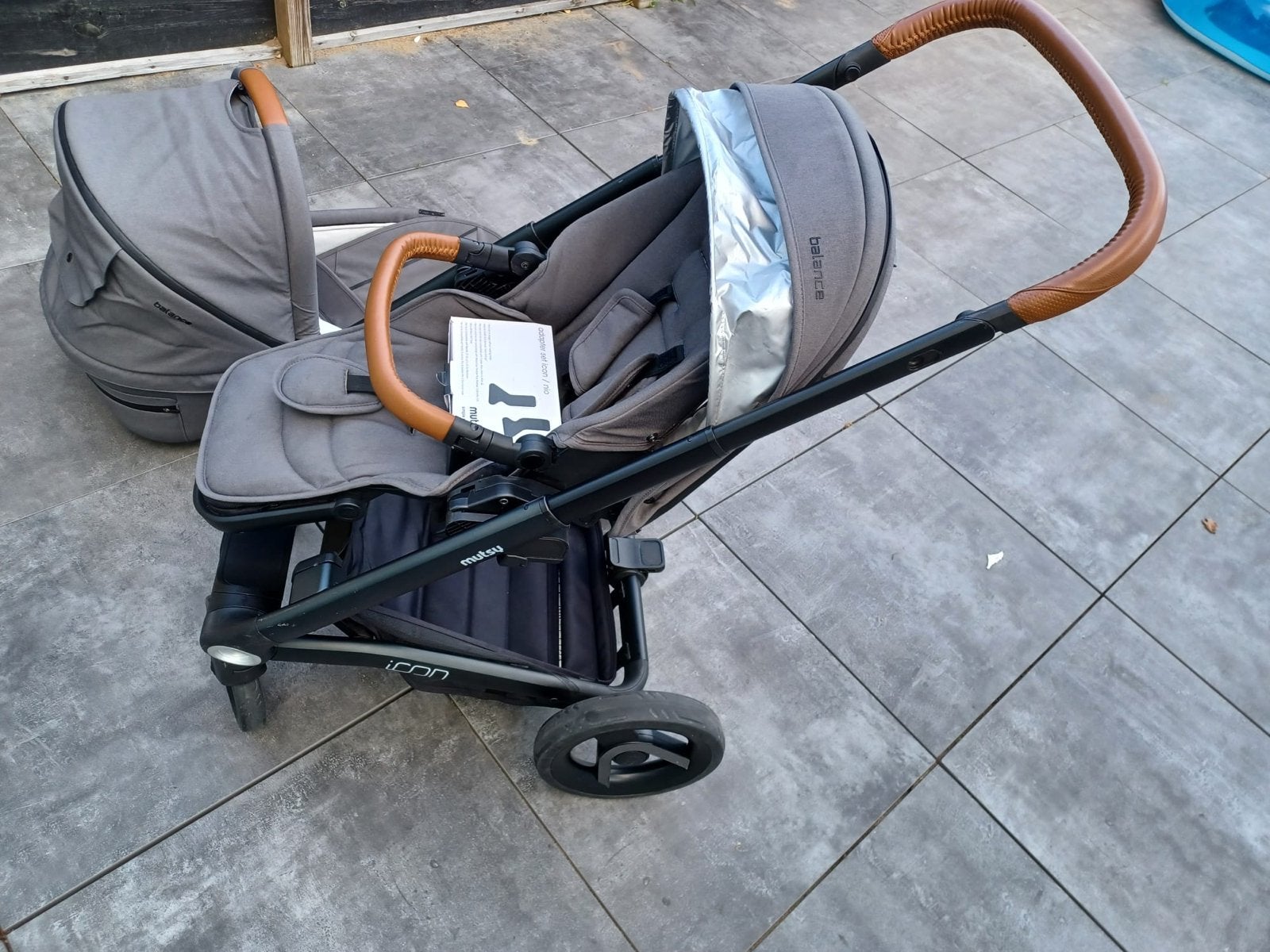 Mutsy Icon kinderwagen met reiswieg - Zo goed als nieuw, Kinderen en Baby's, Kinderwagens en Combinaties, Ophalen, Zo goed als nieuw