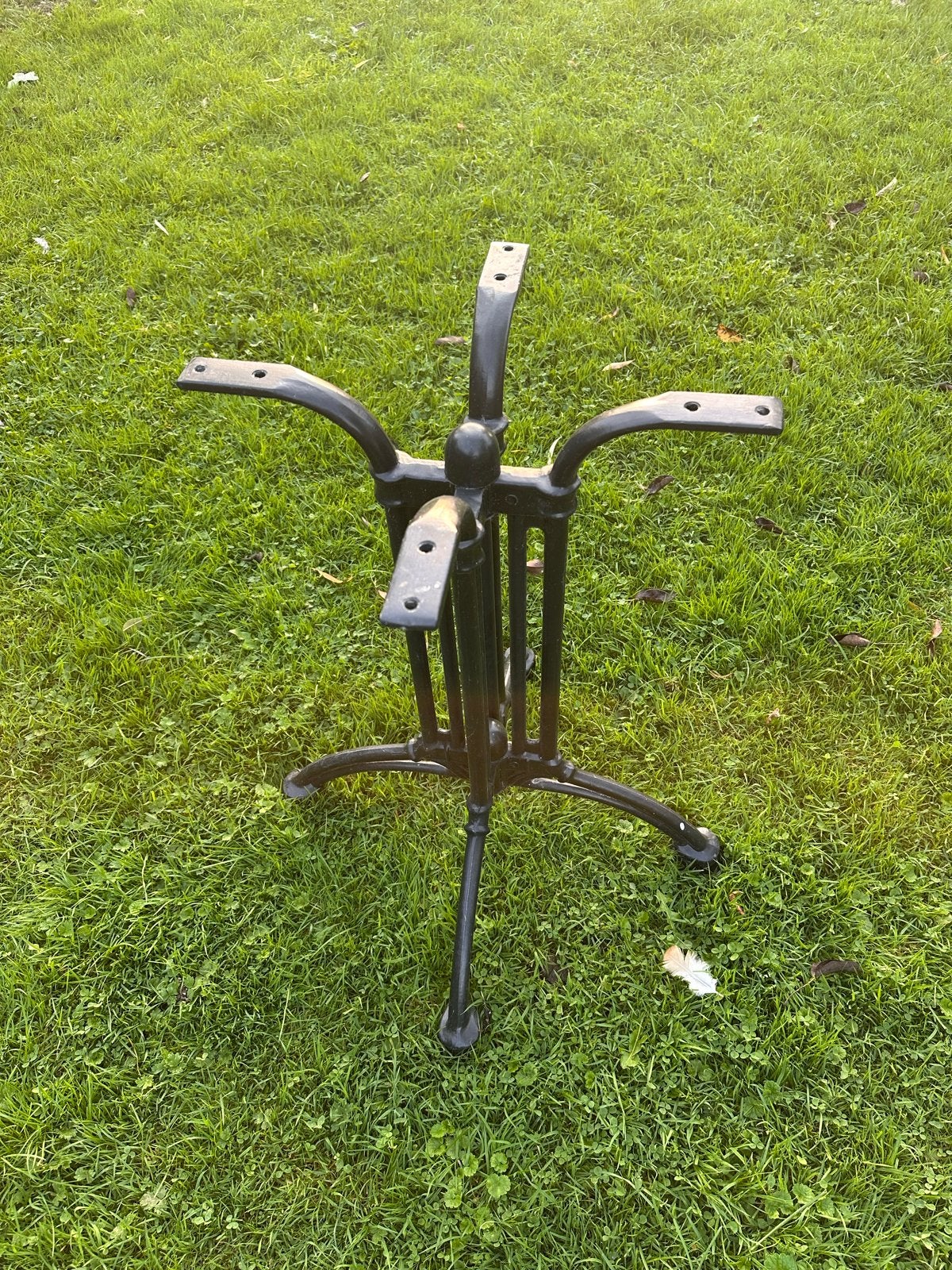 5x Aluminium Satelliet Tafelonderstel - In Goede Staat, Ophalen, Gebruikt, Metaal, Tafelpoot