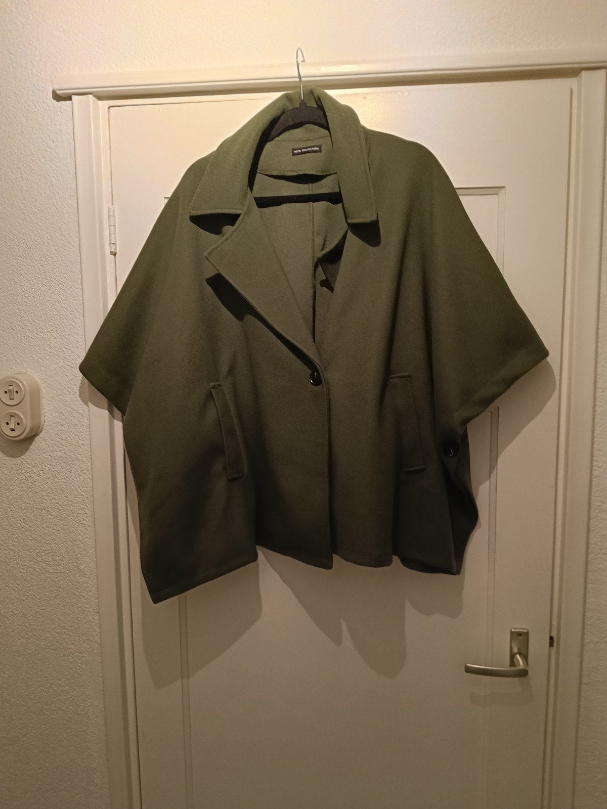 super handig, ideaal voor nu leuke poncho/omslag, Ophalen of Verzenden, Nieuw, Groen