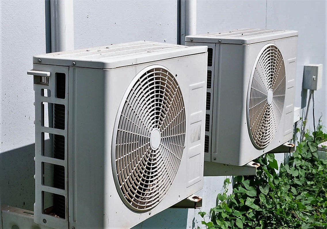 Gezocht/defecte airco units, Ophalen, Zo goed als nieuw