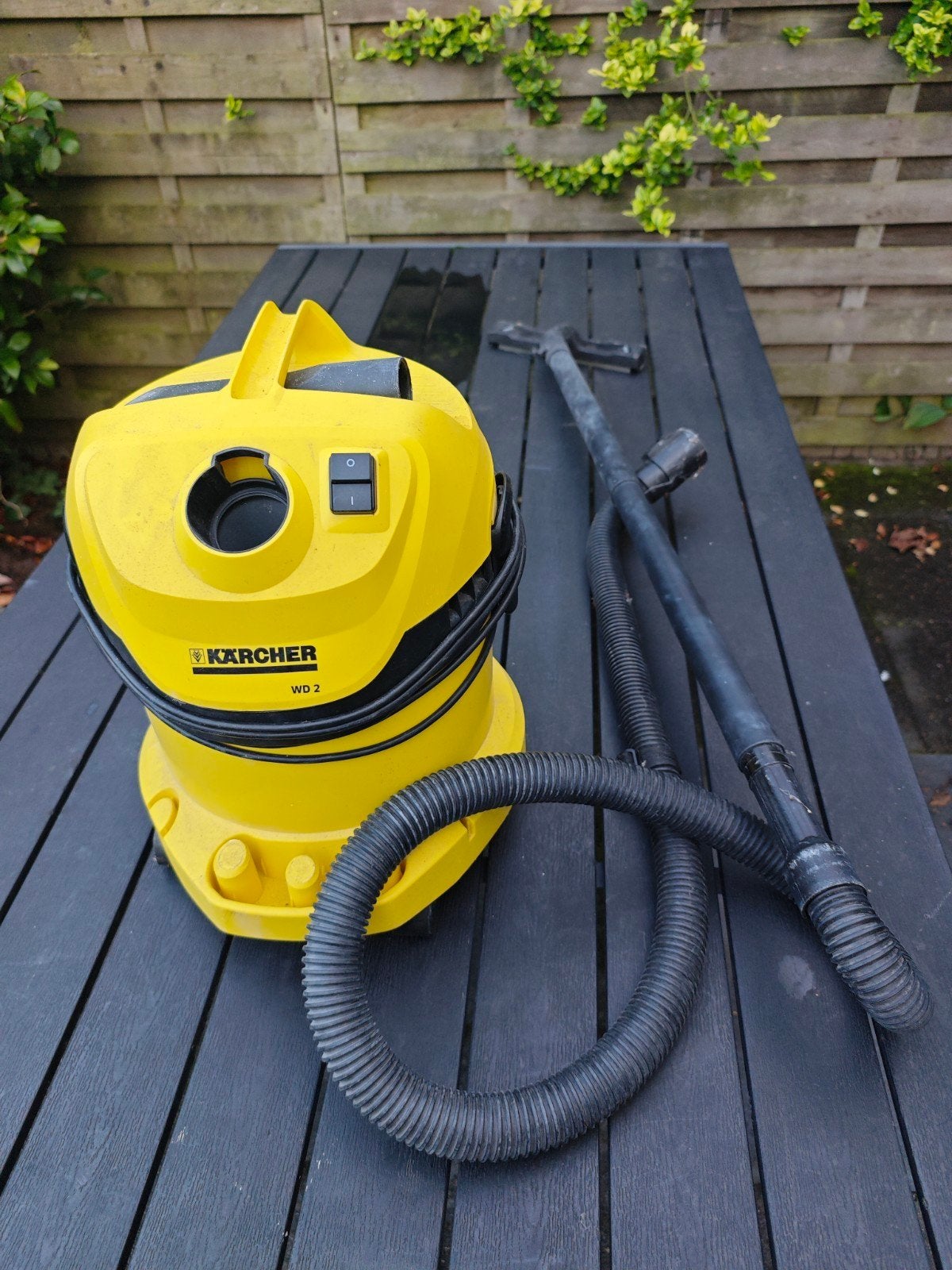 Karcher WD 2 bouw stofzuiger igz, Doe-het-zelf en Verbouw, Ophalen of Verzenden, Zo goed als nieuw