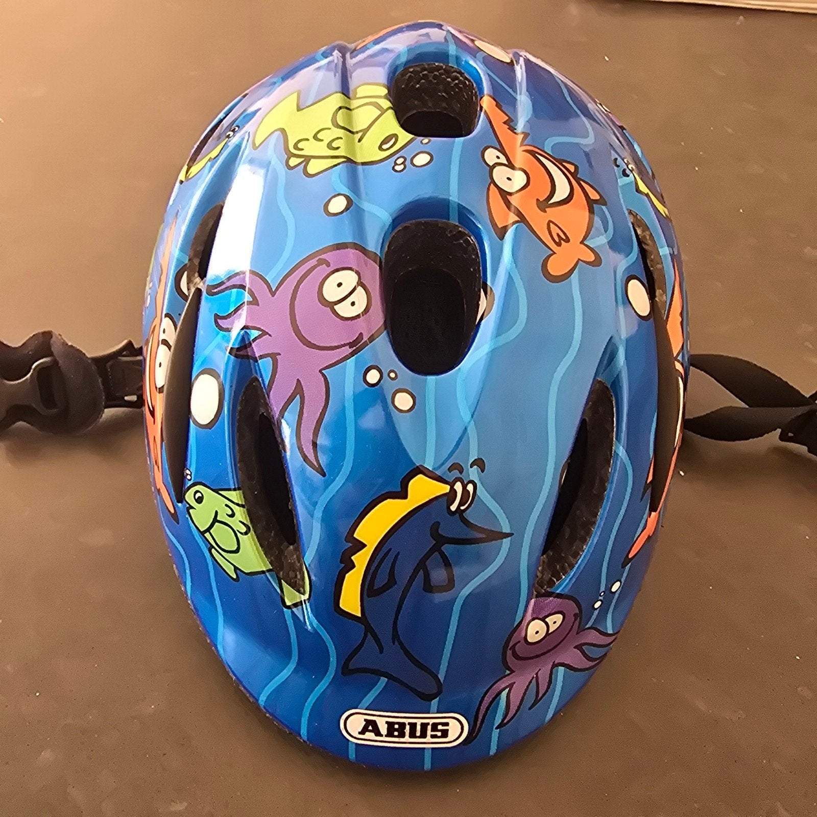 Abus kinderhelm, Ophalen, Nieuw