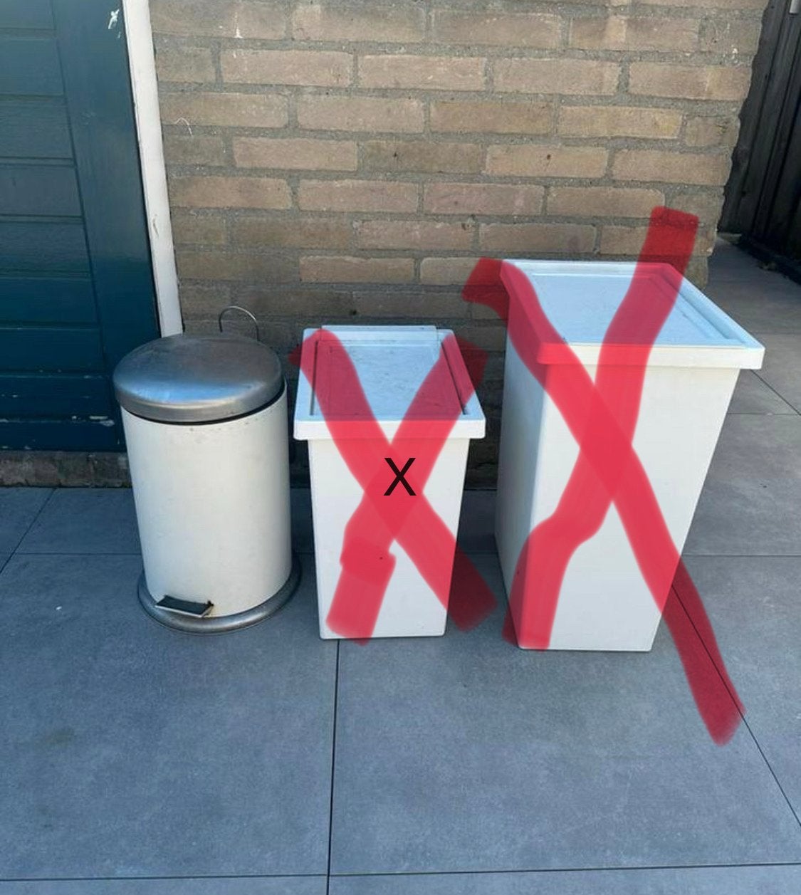Te koop een Ikea prullenbakken, t.e. a.b.  Bieden., Ophalen of Verzenden, Zo goed als nieuw, Kunststof