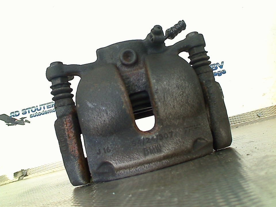 Remklauw Links Voor BMW 2 serie Gran Coupe (F44) 2021, Gebruikt, Petuelring 130, München 80809, , Duitsland, BMW, Bayerische Motoren Werke AG