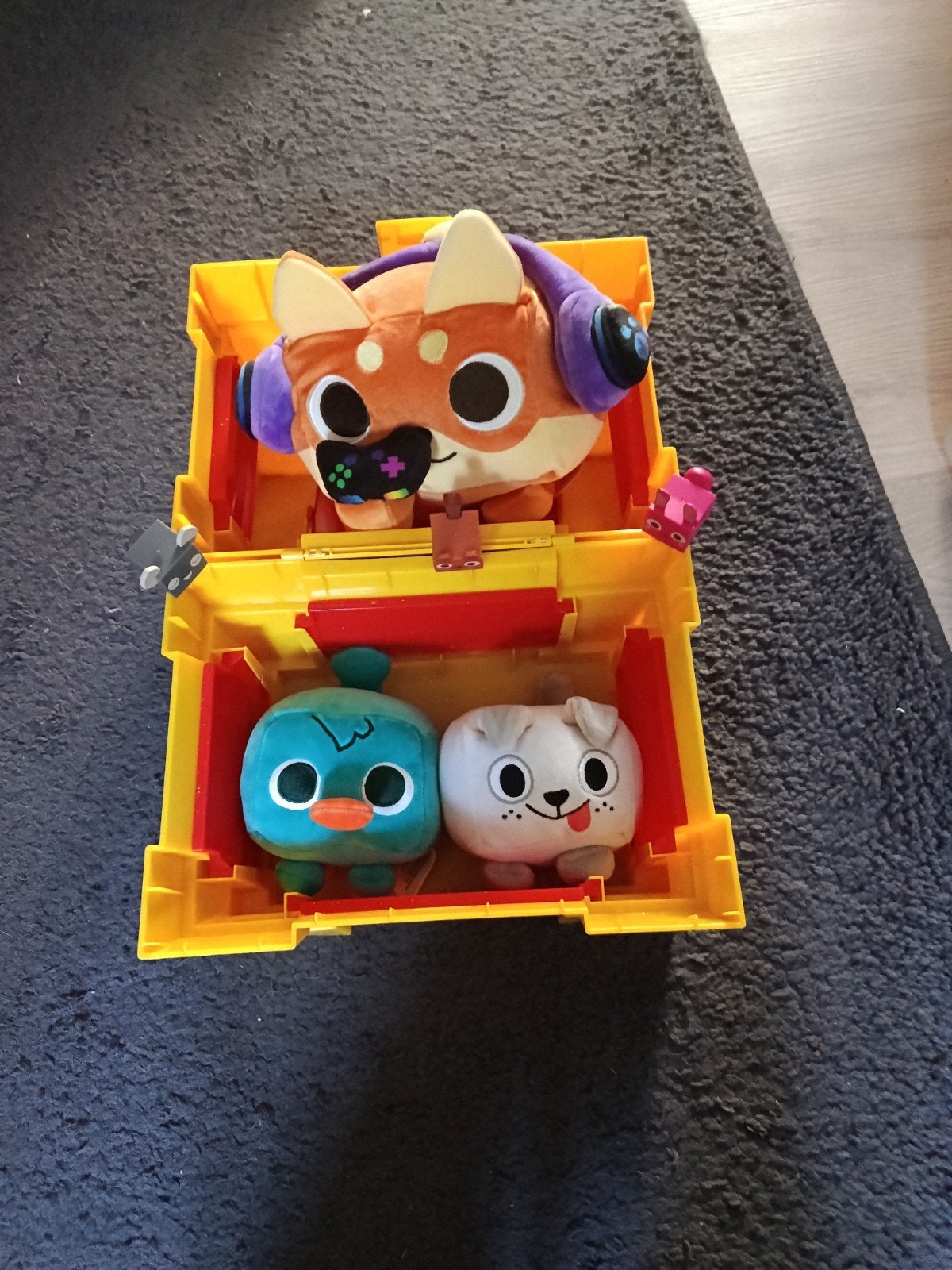 Pets Simulator Schatkist met knuffels en blokjes, Oranje, Overige merken, Overige karakters, Overige typen