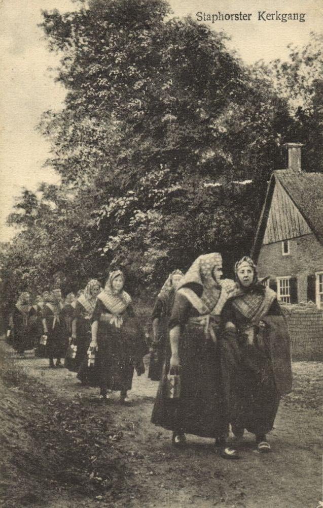STAPHORST, Staphorster Kerkgang, Klederdracht (1910s), Ophalen of Verzenden, Voor 1920, Ongelopen, Overijssel