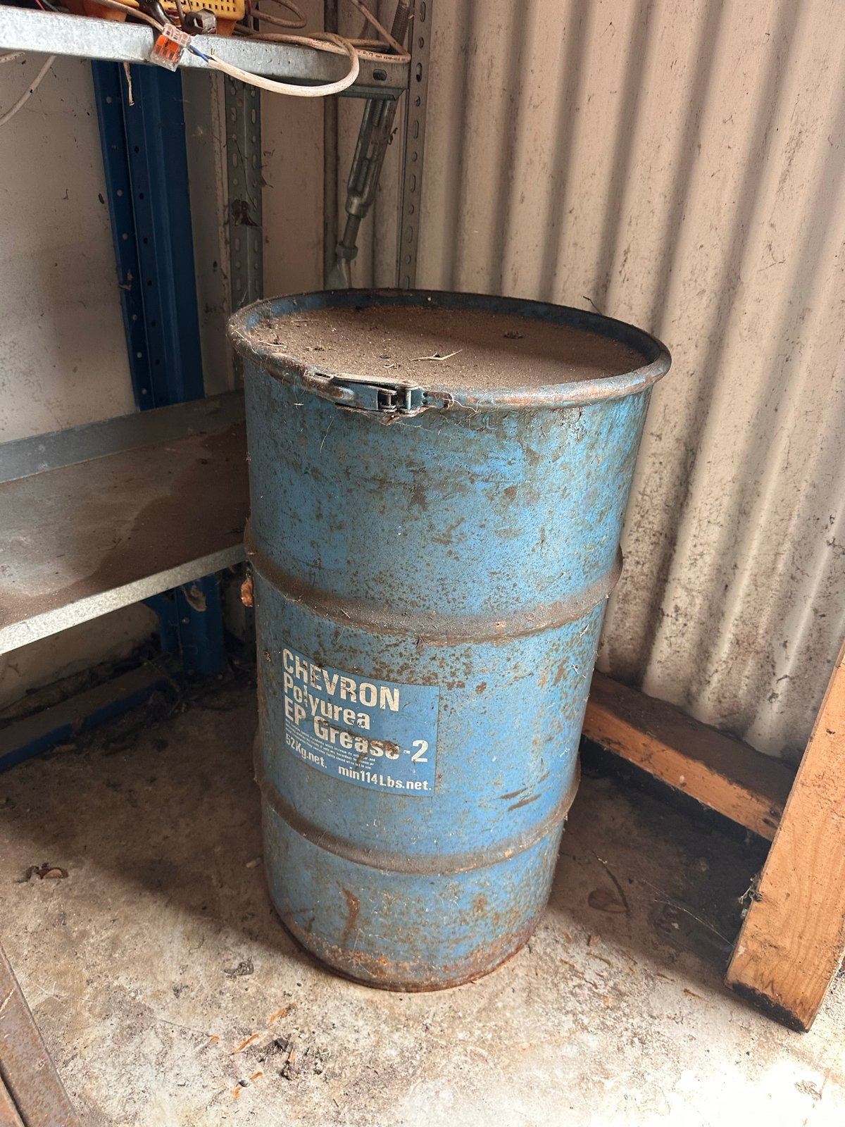 Smeervet lagervet Chevron Polyurea EP Grease-2 - 52kg vat, Ophalen