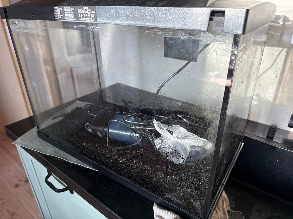 Superfish aquarium 60liter, Ophalen, Verwarming, Zo goed als nieuw, Leeg aquarium