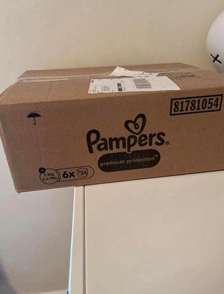 Pampers Maat 0 , 72 stuks, Ophalen of Verzenden, Zo goed als nieuw