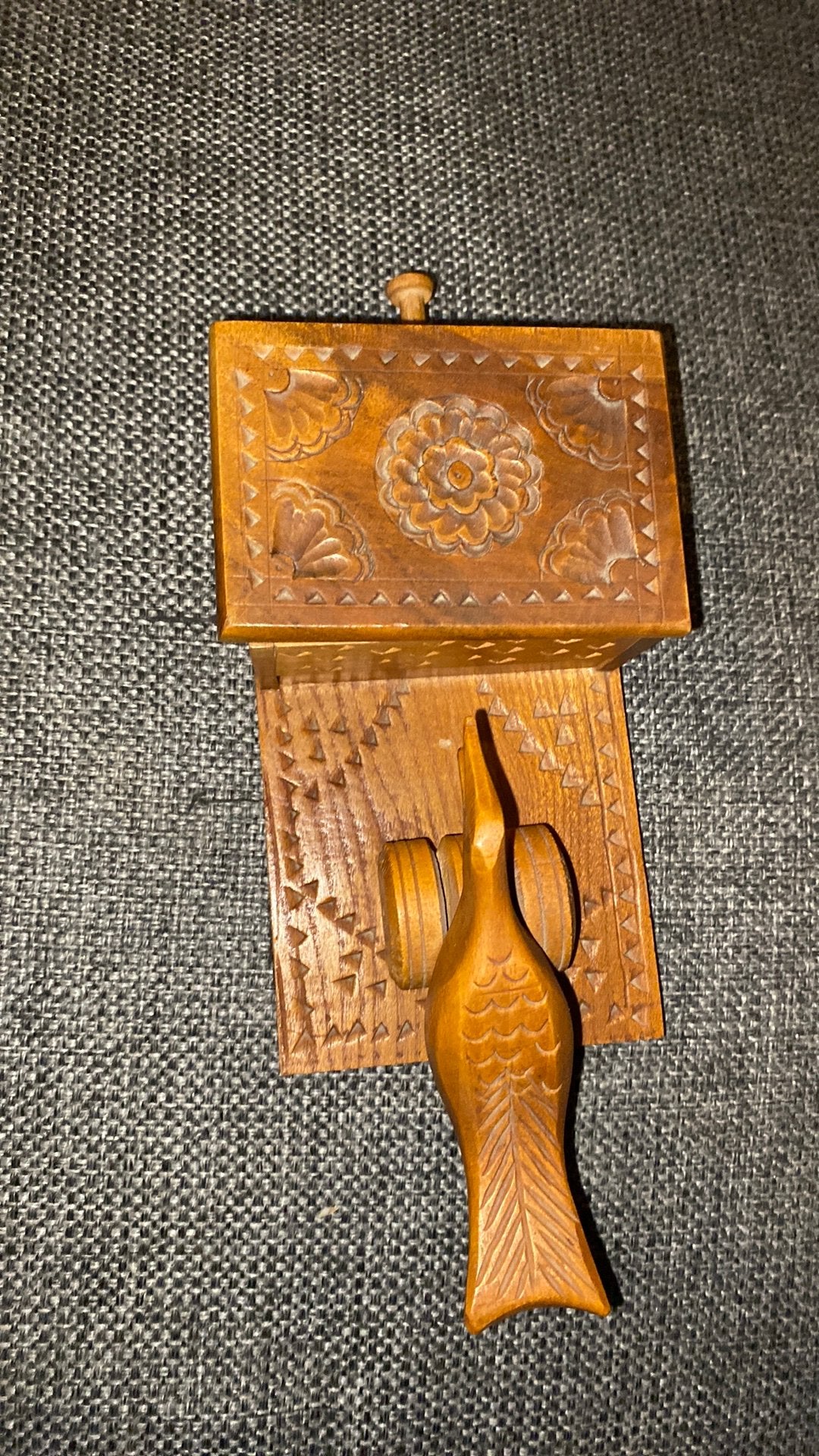 Vintage houten sigarettendispenser, Ophalen of Verzenden, Gebruikt, Asbak