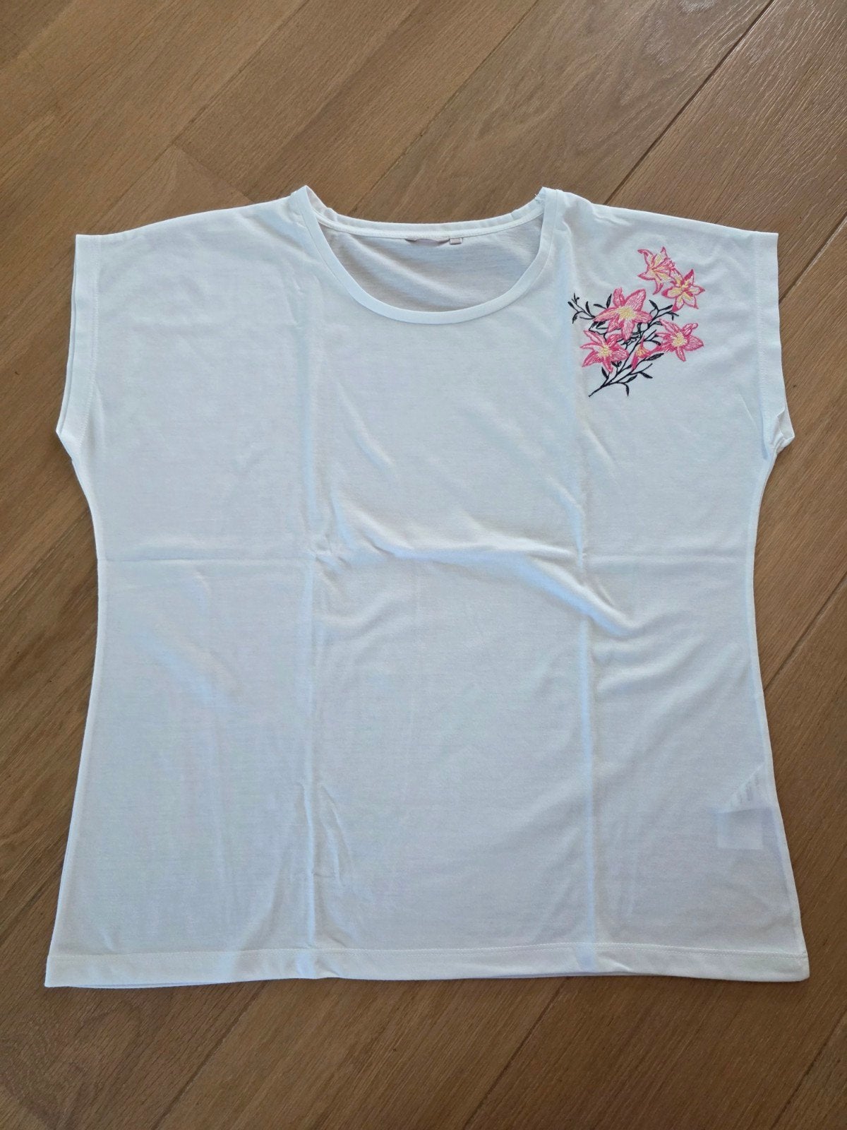 Witte top met borduursel, Bonaparte, maat L, Wit, Maat 42/44 (L), Nieuw, Ophalen of Verzenden