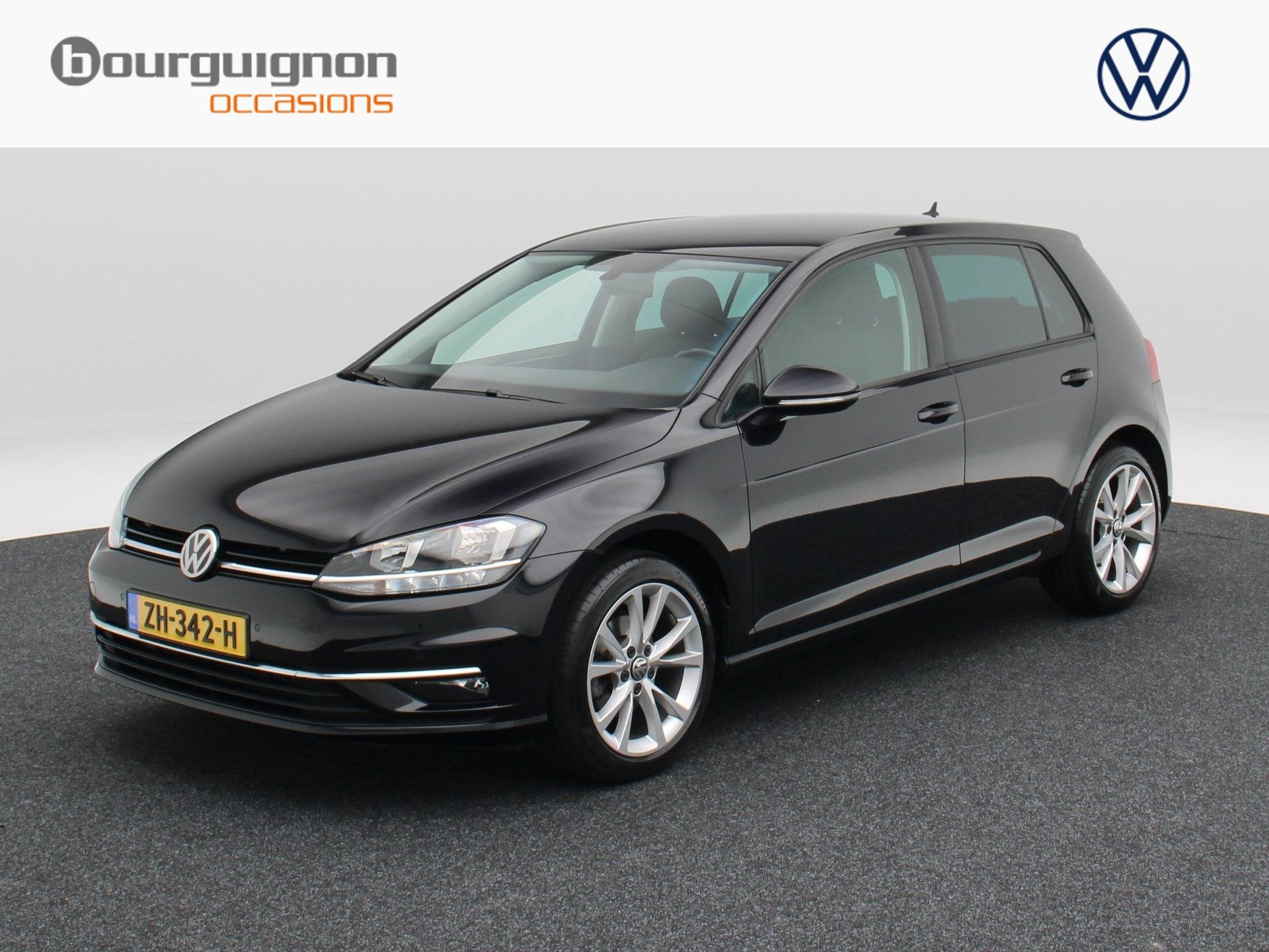 Volkswagen Golf 1.0 TSi Highline 115 Pk | Trekhaak | Adaptiv, Auto's, Voorwielaandrijving, Origineel Nederlands, Bedrijf, Handgeschakeld