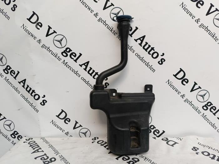 Ruitensproeiertank voor van een Mercedes Vito, Auto-onderdelen, Ruiten en Toebehoren, Gebruikt, -, Ophalen of Verzenden, -