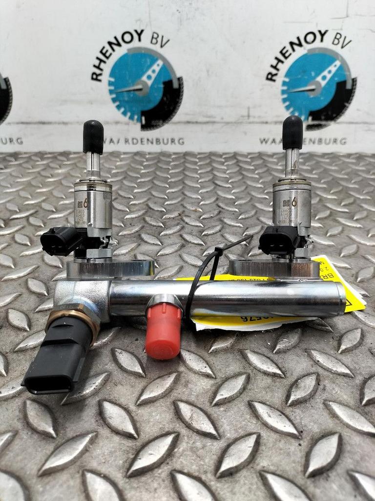 UNKNOWN UNKNOWN BRANDSTOF INJECTOR / VERSTUIVER 16611AB040 2, Auto-onderdelen, Brandstofsystemen, Ophalen of Verzenden, Gebruikt