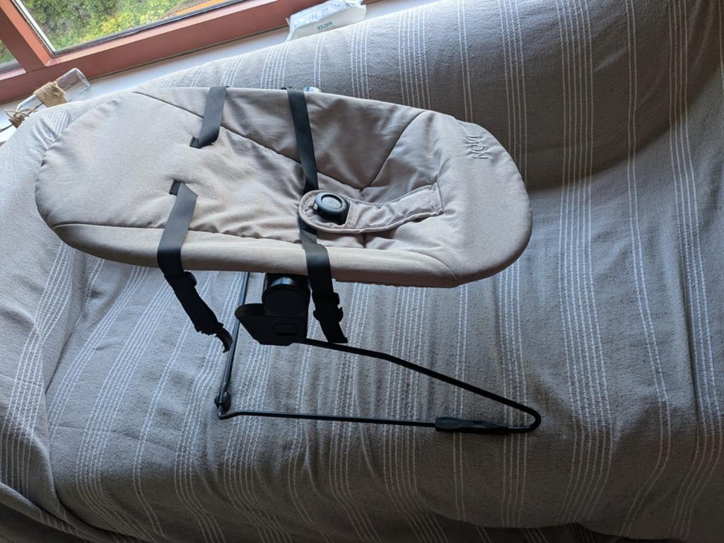 Novi Baby wipstoel/zitje voor kinderstoel, Ophalen, Zo goed als nieuw, Overige typen, Gordel(s)