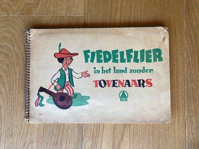 Boek, Boeken, Ophalen of Verzenden, Gelezen, Stripboeken