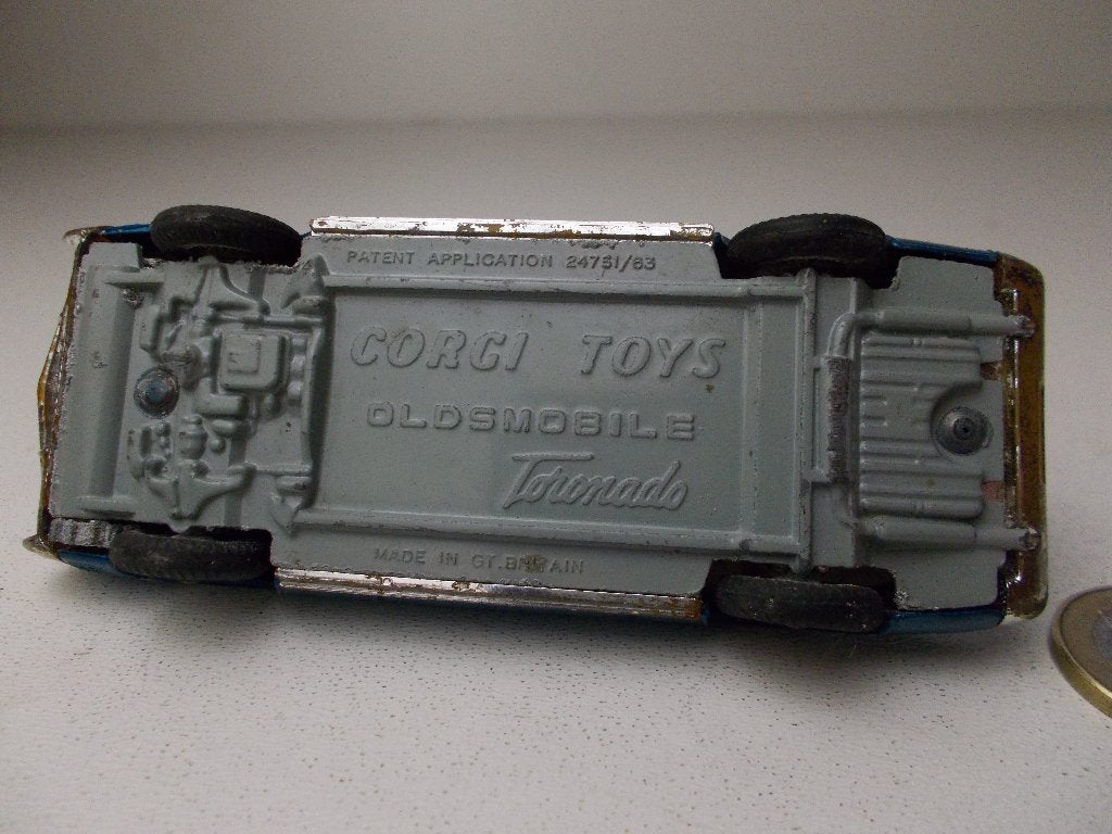 1966 Corgi Toys 264 OLDSMOBILE TORONADO., Ophalen of Verzenden, Zo goed als nieuw, Auto, Corgi