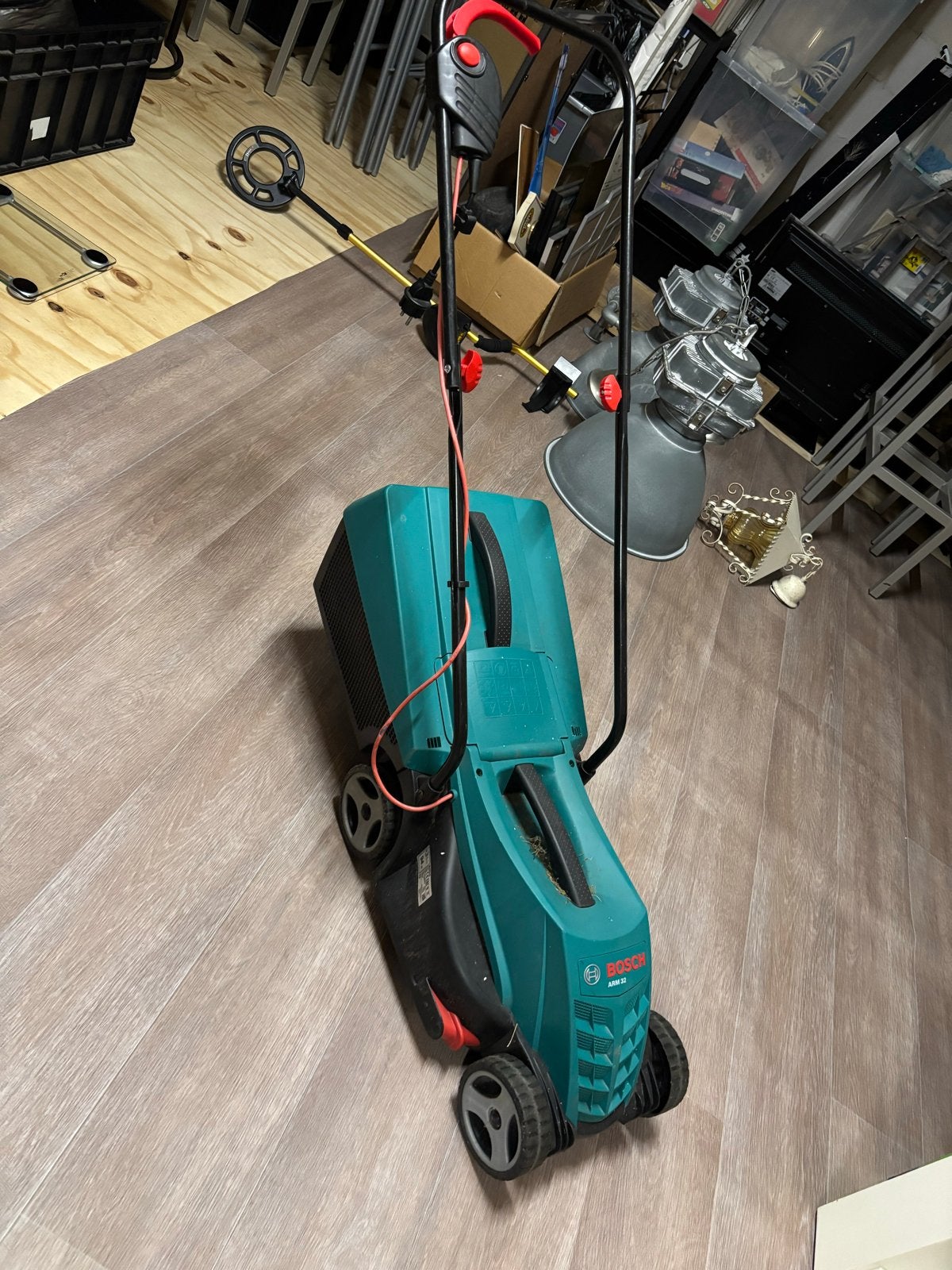 Bosch ARM 32 elektrische grasmaaier - Weinig gebruikt, Cirkelmaaier, Elektrische grasmaaier, Ophalen of Verzenden, Zo goed als nieuw