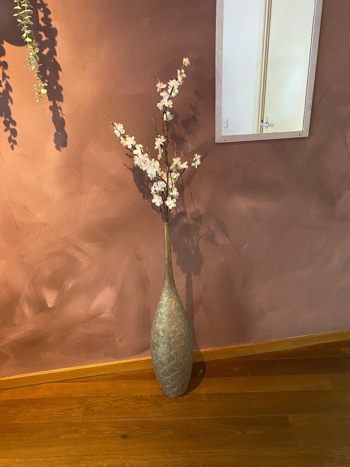 Decoratieve vaas met kunstbloemen, Huis en Inrichting, Ophalen, Overige materialen, Meerkleurig, Inclusief decoratie