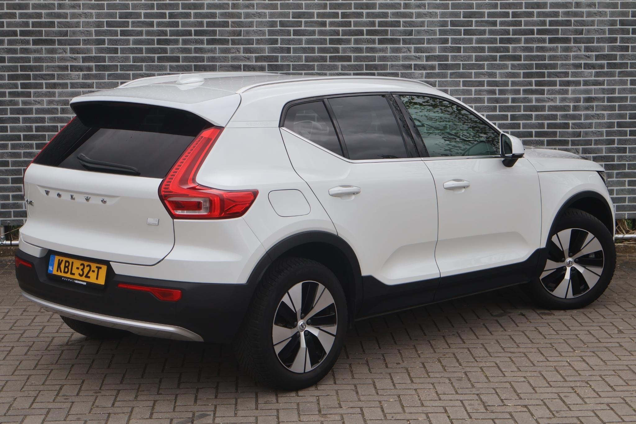 Volvo XC40 1.5 T5 Plug-in Hybrid Plus Bright | PHEV | Harman, Auto's, Volvo, 12 maanden, Stof, Euro 6, 1712 kg
