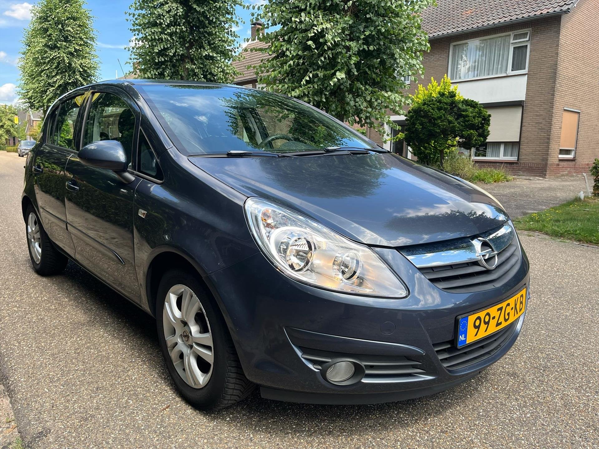 Opel Corsa 1.4 16V 5drs. Enjoy, Auto's, Opel, Voorwielaandrijving, Gebruikt, 4 cilinders, 49 €/maand
