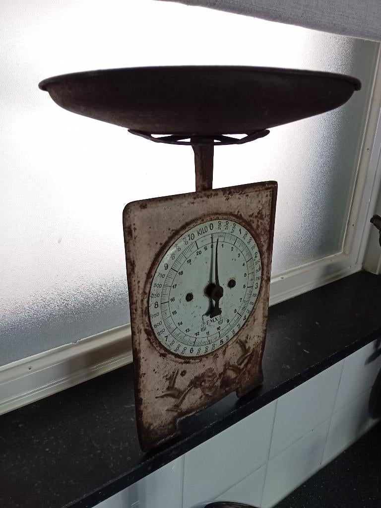 Oude keukenweegschaal, Antiek en Kunst, Curiosa en Brocante, Ophalen of Verzenden