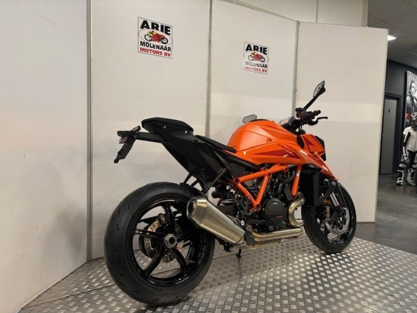 KTM 1390 SUPER DUKE R (bj 2026), 2 cilinders, KTM, Bedrijf, Onbekend