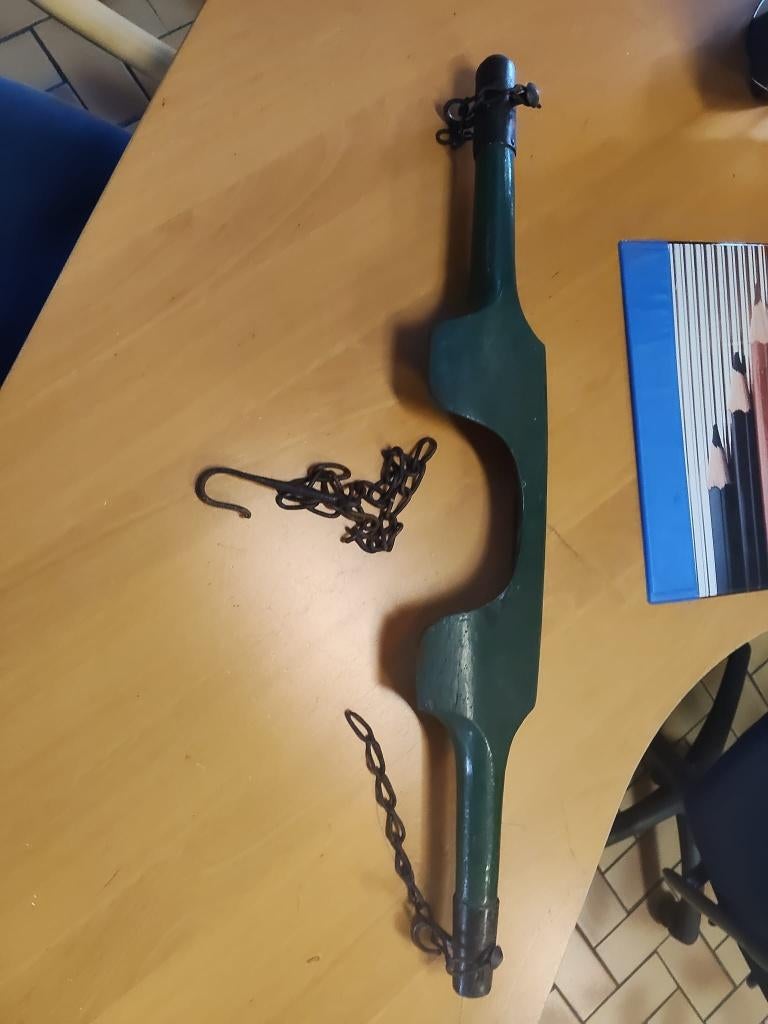 Antiek Juk, Ophalen