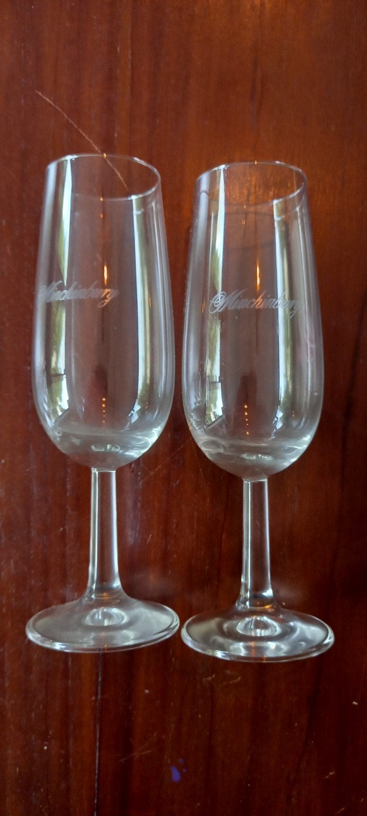 Set van 2 gegraveerde Minchinburg wijnglazen, Ophalen of Verzenden