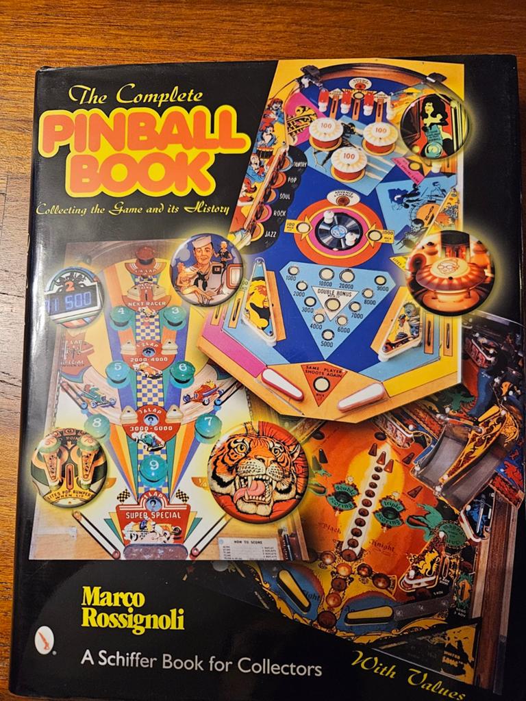 The Complete Pinball Book, Marco Rossignoli, Ophalen of Verzenden, Zo goed als nieuw, Overige onderwerpen