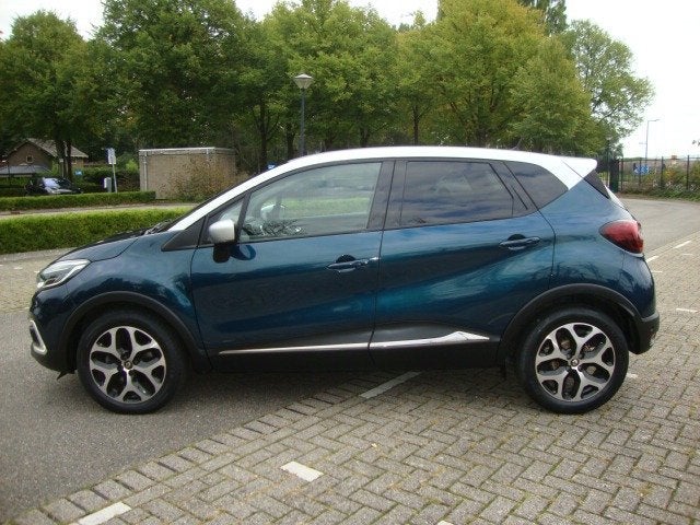 Foto 8 van Renault Captur 1.2 TCe Intens LETOP 16000KM