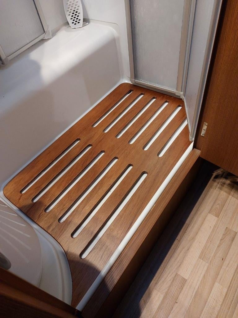 Houten douche vlonder voor LMC Cruiser, Ophalen, Nieuw