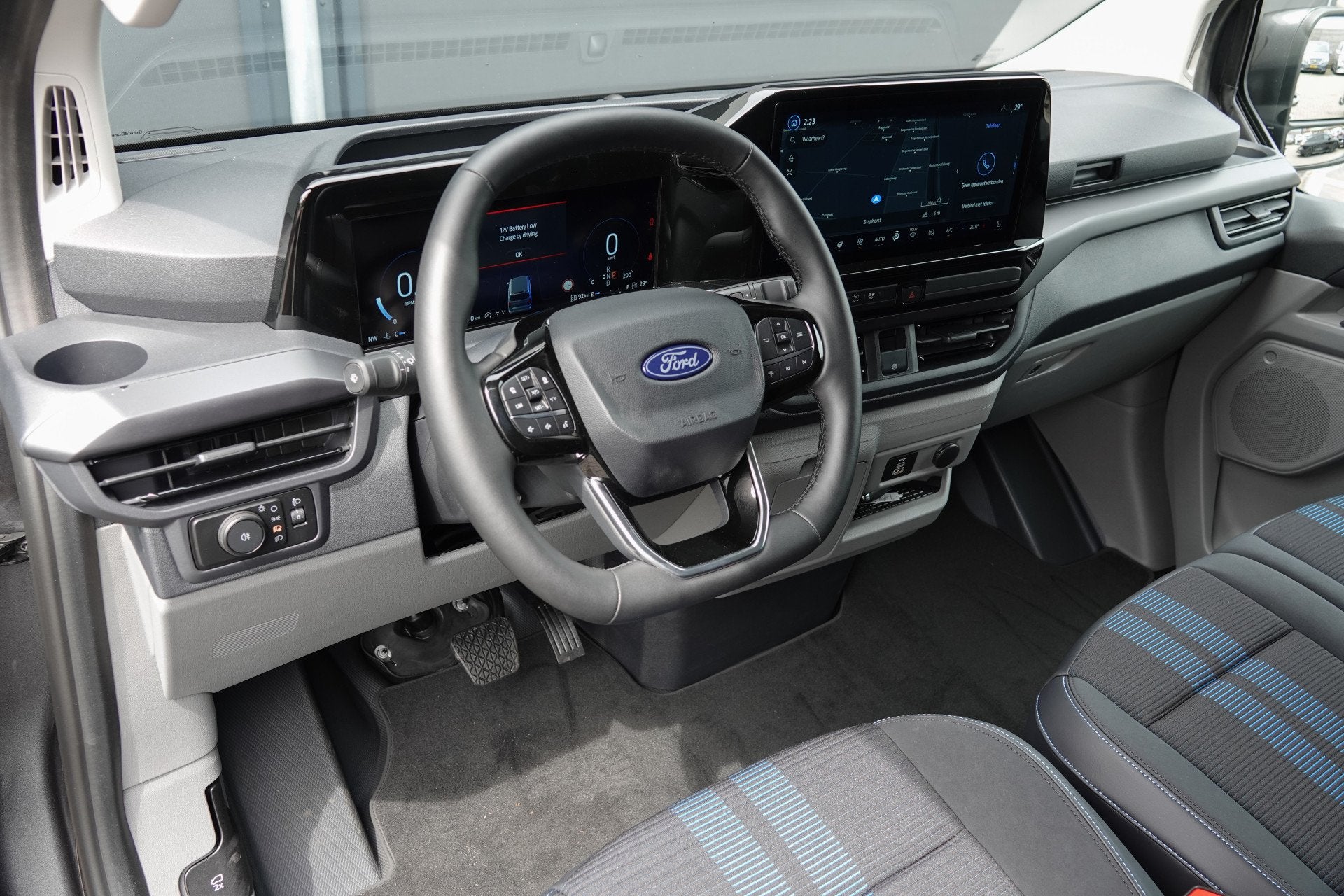 Ford Transit Custom L1H1 170Pk Aut. | Sport | 2xSchuifdeur |, 12 maanden, Gebruikt, Zwart, 4 cilinders