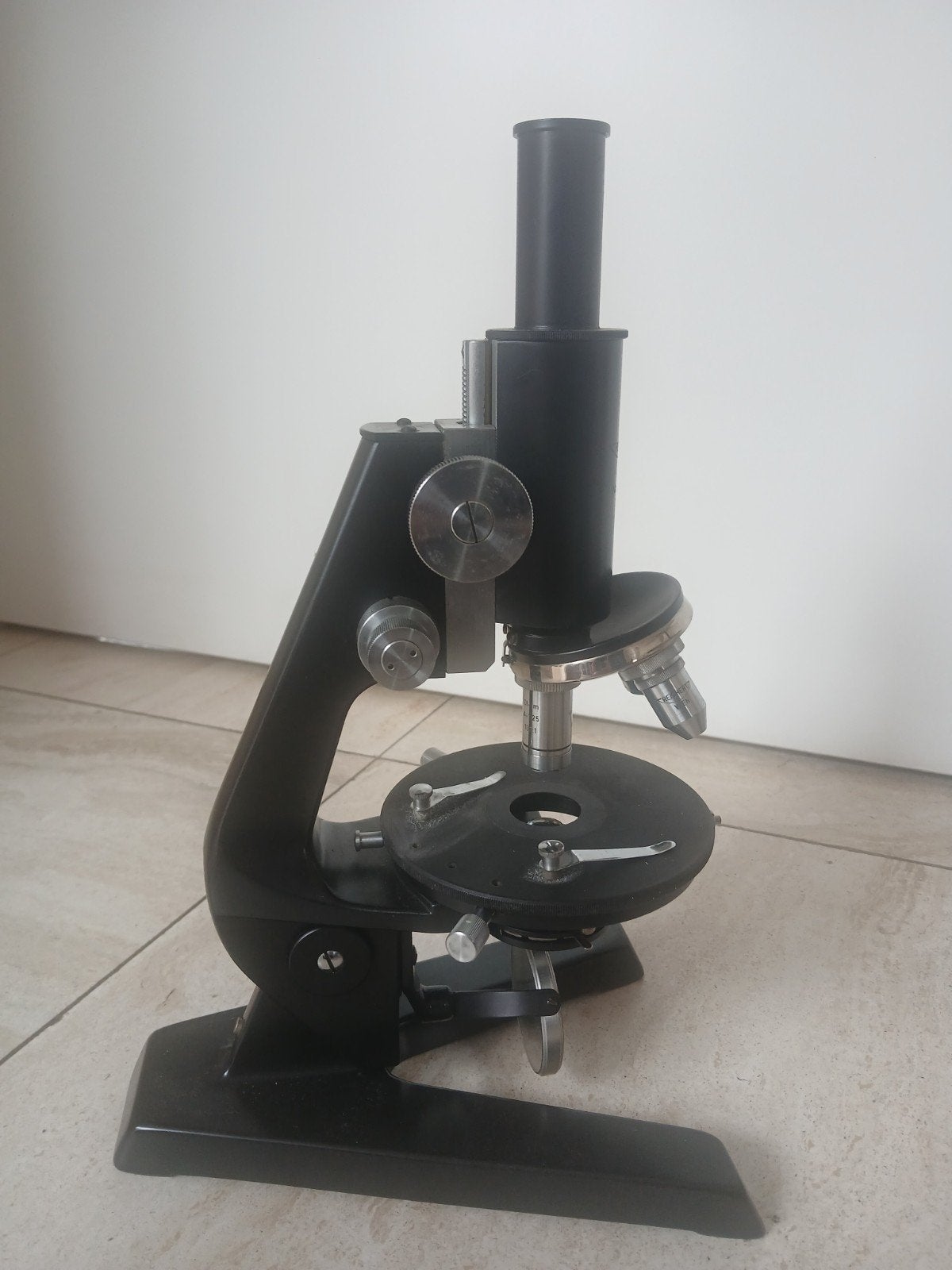 Medische microscoop in houten kist met accessoires, Audio, Tv en Foto, Optische apparatuur | Microscopen, Ophalen of Verzenden
