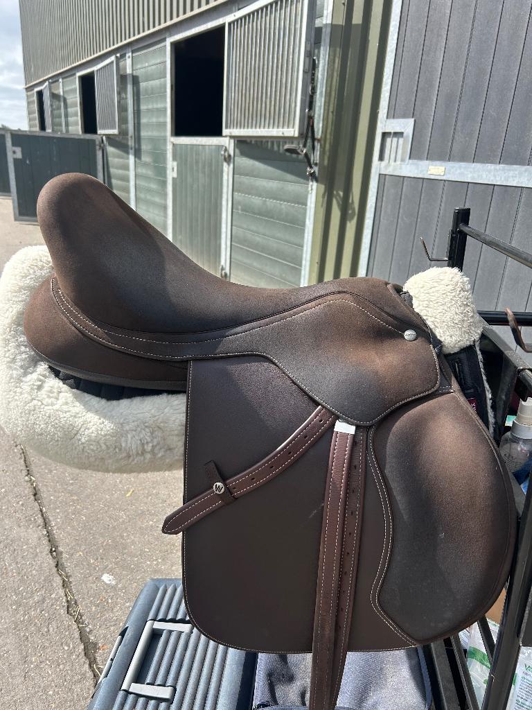 Wintec springzadel te koop, Ophalen of Verzenden, Zo goed als nieuw, Springen