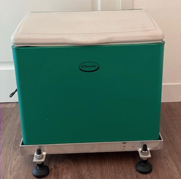 Electrolux Camping Koelkast 12V, Gas, 220V / Alu onder frame, Ophalen, Gebruikt, Koelbox, Elektrisch
