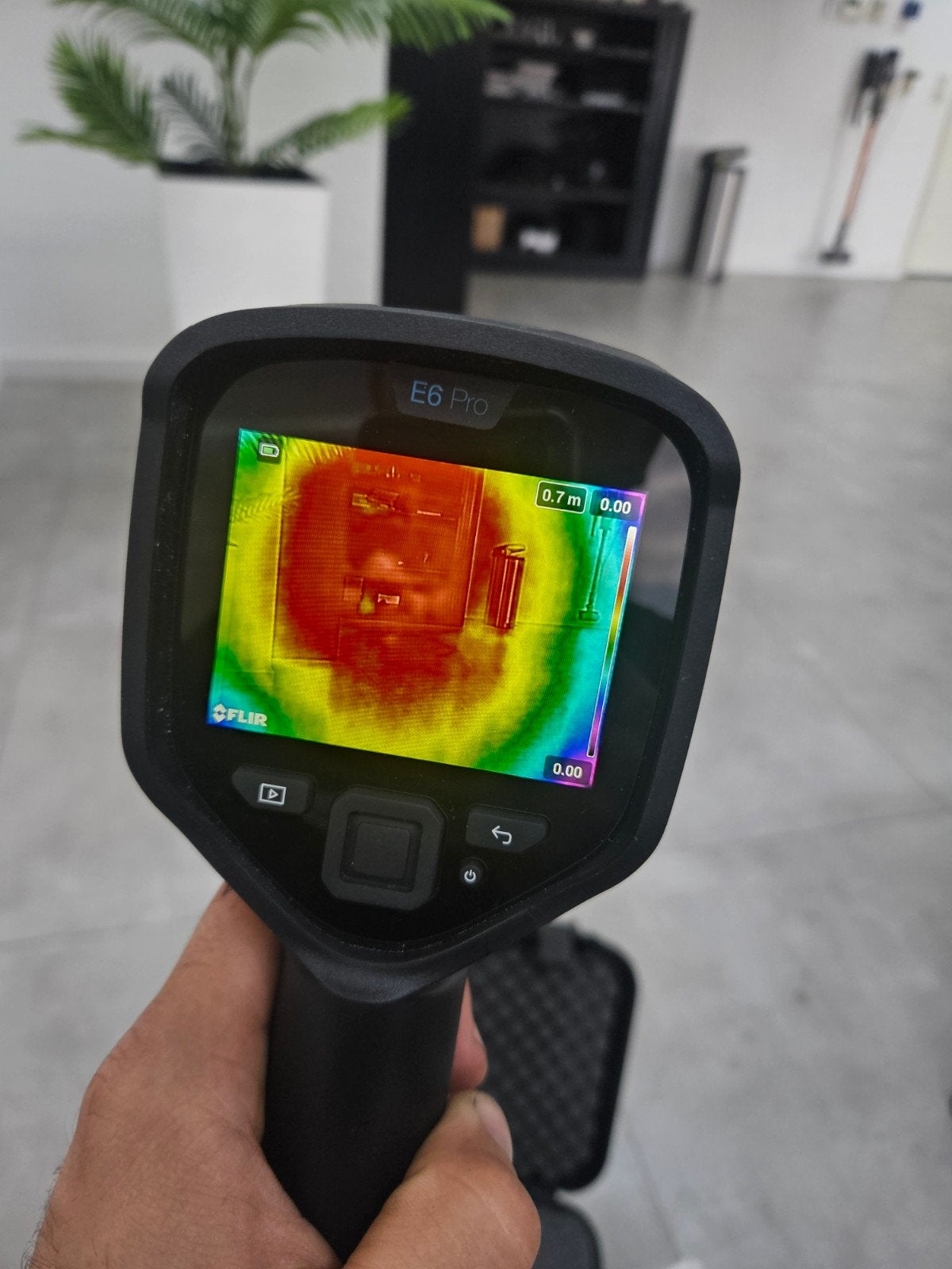 FLIR E6 pro 13302-0201 Warmtebeeldcamera - Zo goed als nieuw, Ophalen of Verzenden