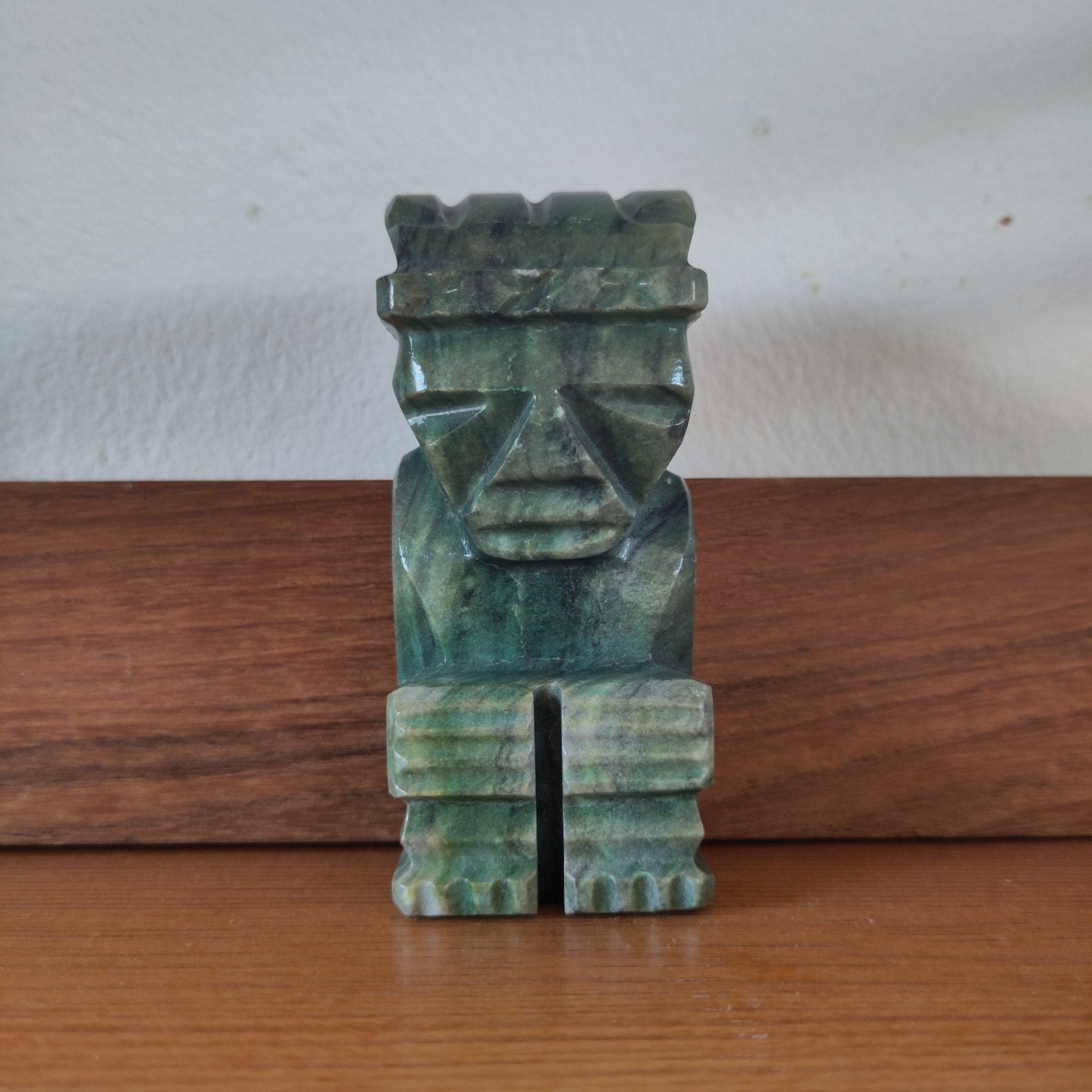 Azteken / Maya beeldje, handgesneden uit groen natuursteen, Antiek en Kunst, Minder dan 20 cm, Ophalen of Verzenden, Handgemaakt