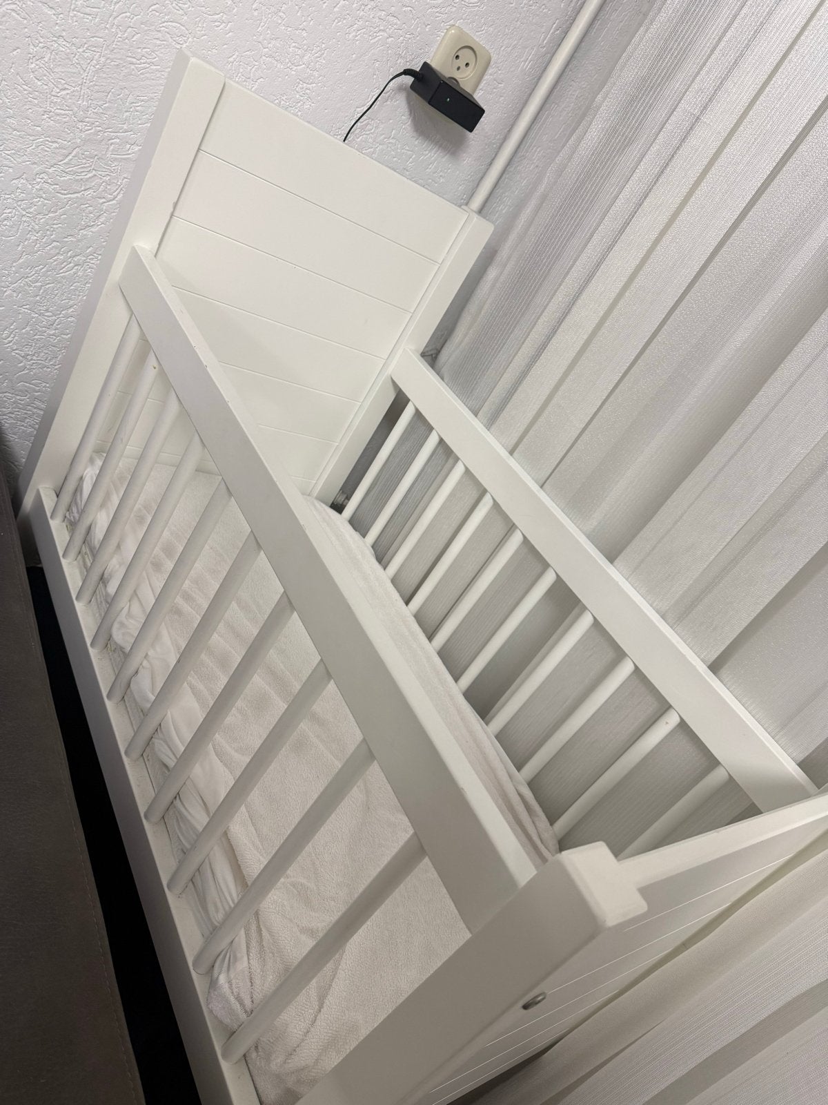 Wit co sleeper met matras - Zo goed als nieuw, Kinderen en Baby's, Ophalen of Verzenden, Zo goed als nieuw, Ledikant