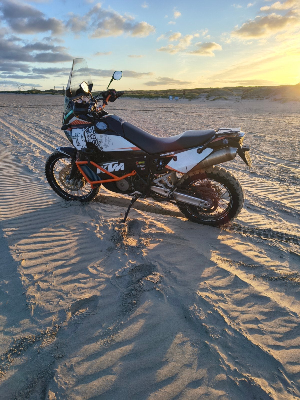KTM 950 Adventure, Motoren, 2 cilinders, 950 cc, Motorrijbewijs A, Gebruikt