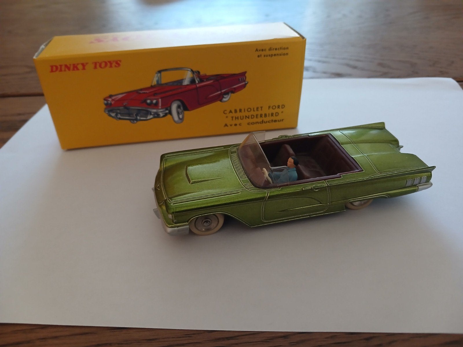 Ford Thunderbird, Ophalen, Auto, Dinky Toys