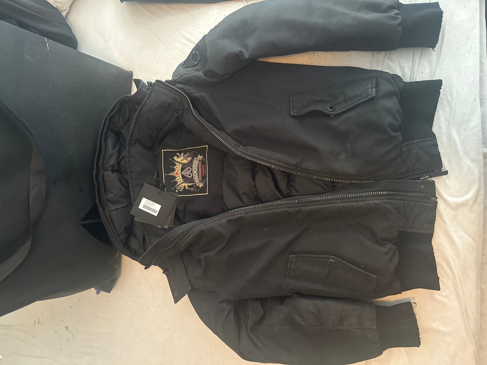 Moose Knuckles bomberjack, zwart, maat L, Kleding | Heren, Jassen | Winter, Ophalen of Verzenden, Zo goed als nieuw, Maat 48/50 (M)