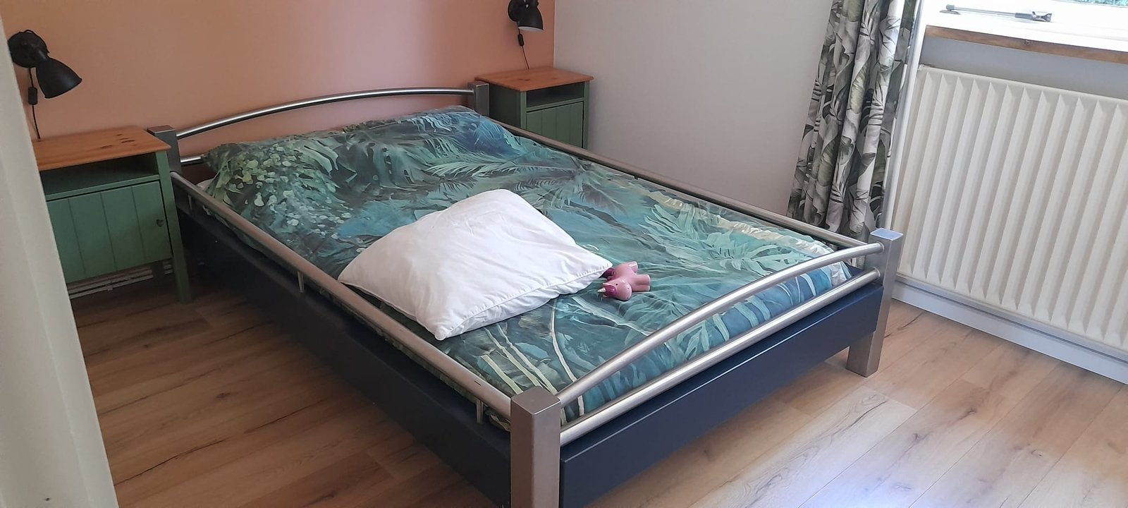 2 persoonsbed inclusief matras 140x210cm, Ophalen, Blauw, 210 cm, Tweepersoons
