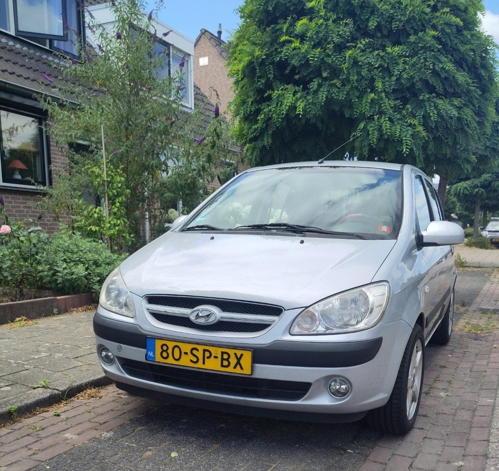 Hyundai Getz 1.4 5DRS 2006 Grijs, Auto's, Hyundai, Voorwielaandrijving, 40 €/maand, USB, 4 cilinders