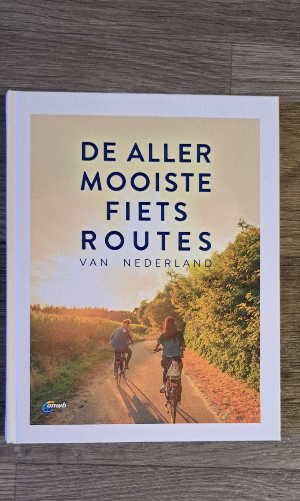 ANWB - De allermooiste fietsroutes van Nederland, Ophalen, ANWB, Fiets- of Wandelgids, Zo goed als nieuw