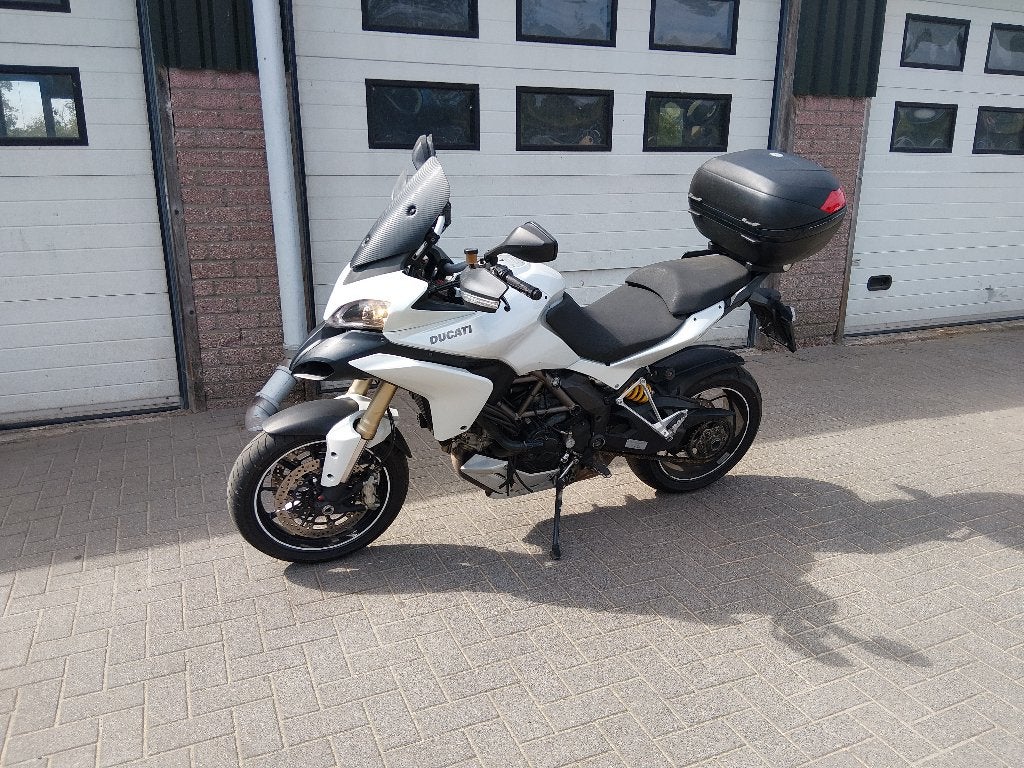 Ducatie multistrada 1200, Motoren, 2 cilinders, Motorrijbewijs A, Meer dan 35 kW, Toermotor